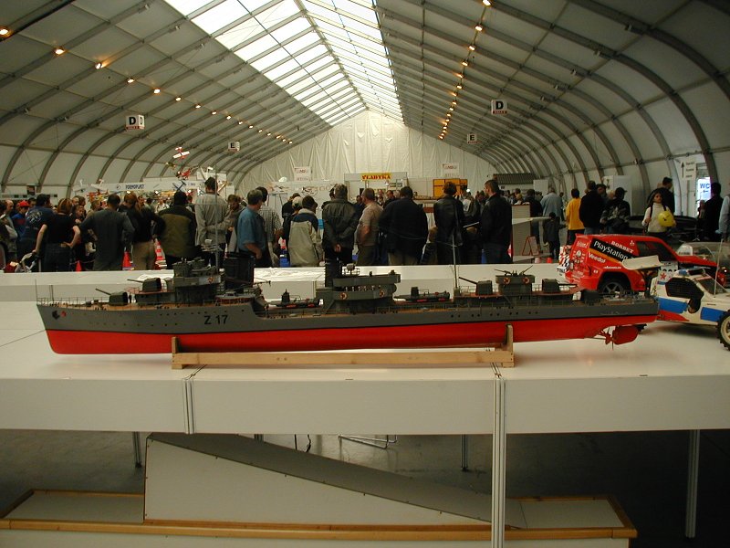 model-hobby-2003-002 