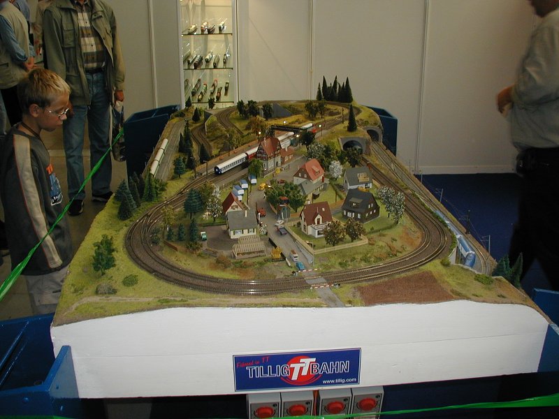 model-hobby-2003-008 