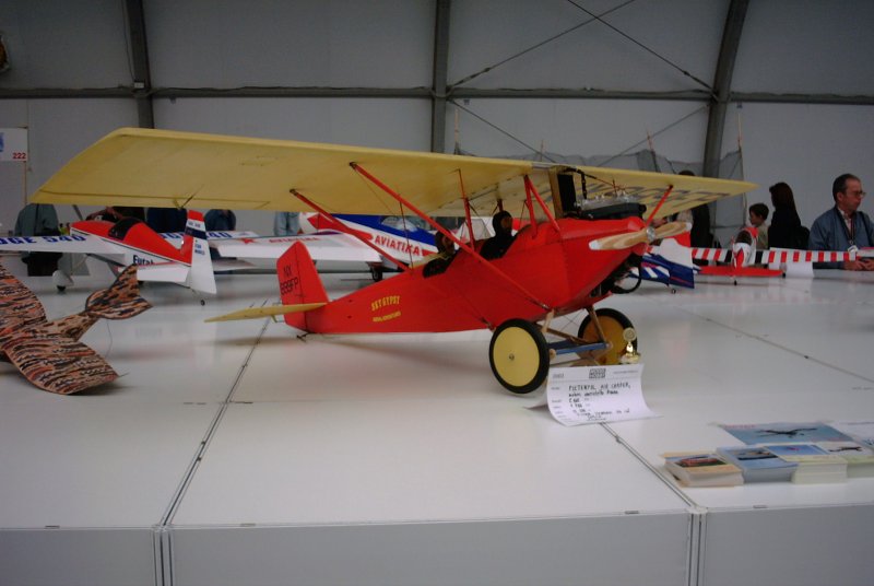 model-hobby-2003-041 